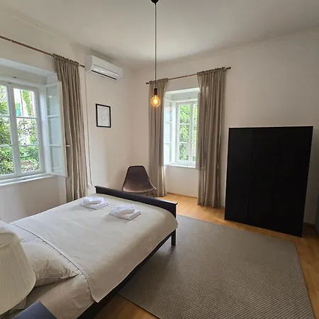 The Park Prestige Palace *