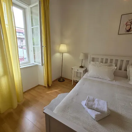 The Park Prestige Palace *