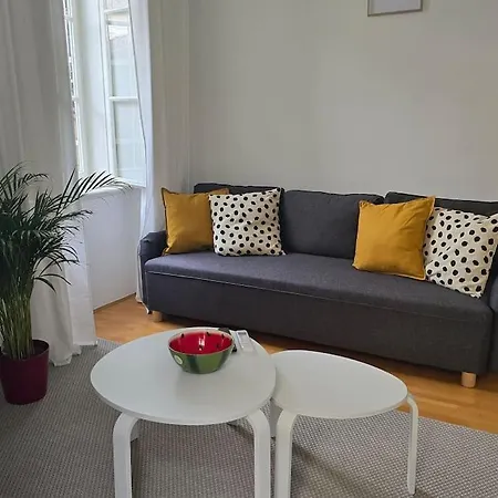 The Park Prestige Palace Apartmán *