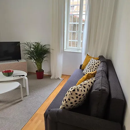 The Park Prestige Palace