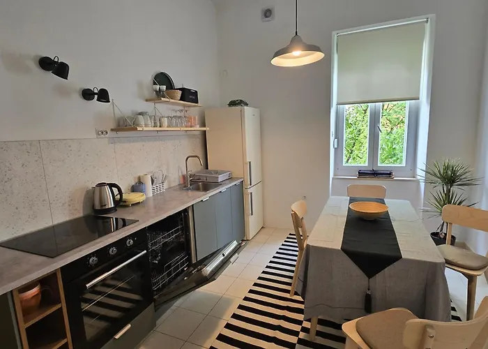 The Park Prestige Palace