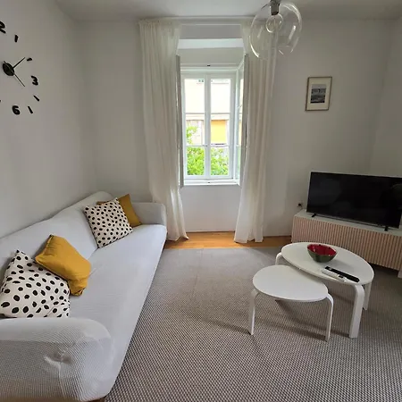 Apartman The Park Prestige Palace