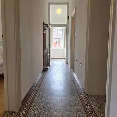 The Park Prestige Palace