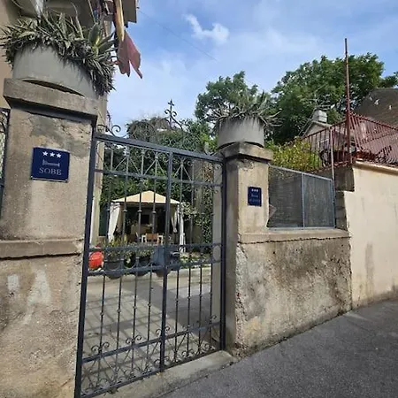 The Park Prestige Palace Apartman *