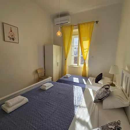 The Park Prestige Palace *